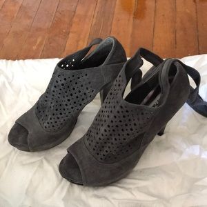 Steve Madden Suede Platform Heel